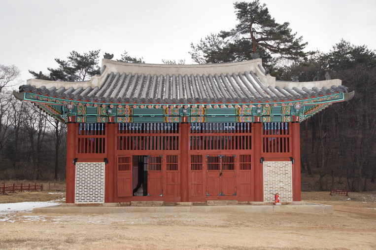 비각